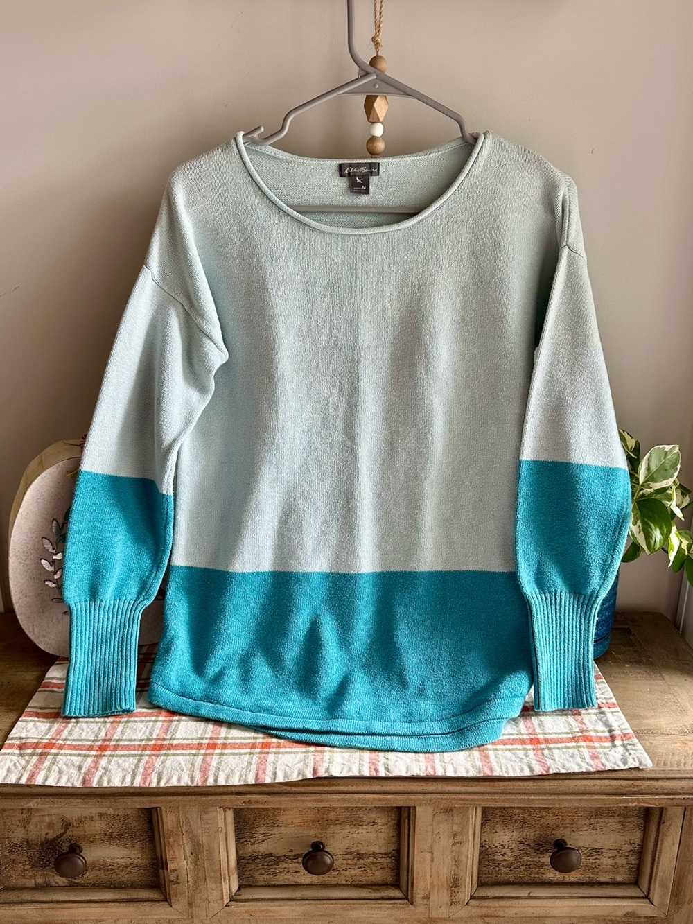 Eddie Bauer Two-Tone Crewneck Sweater in Mint and Teal